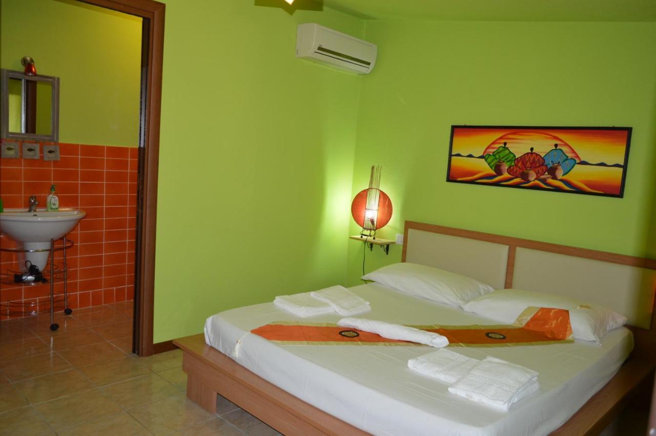 Butterfly House Bed & Breakfast Alghero Exterior photo